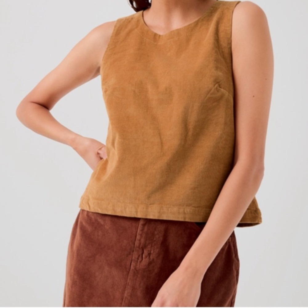 PACT MODERN CORDUROY BUTTON BACK TANK SIZE LARGE IN CAMEL - Picture 10 of 16